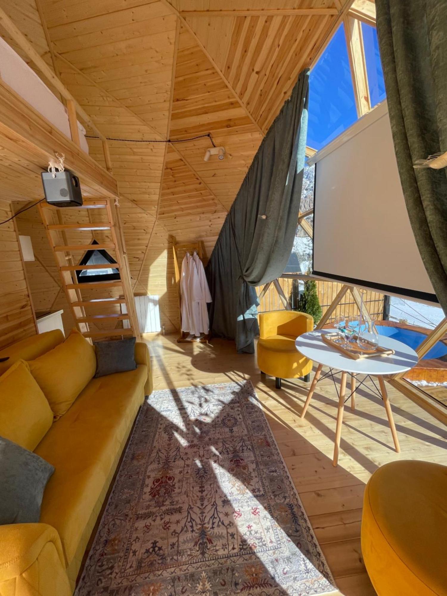 Вилла Gabua Glamping Казбеги Экстерьер фото